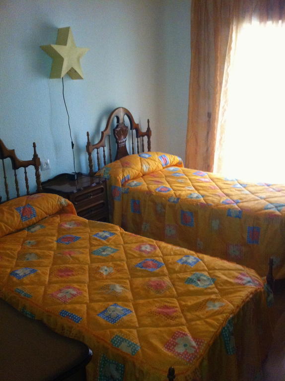 Pension Ruiz Линарес Стая снимка